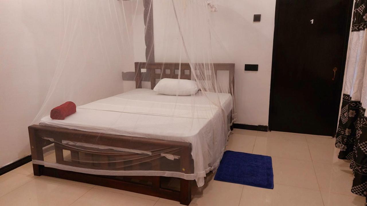 Bandulas Beach House Hikkaduwa Dış mekan fotoğraf