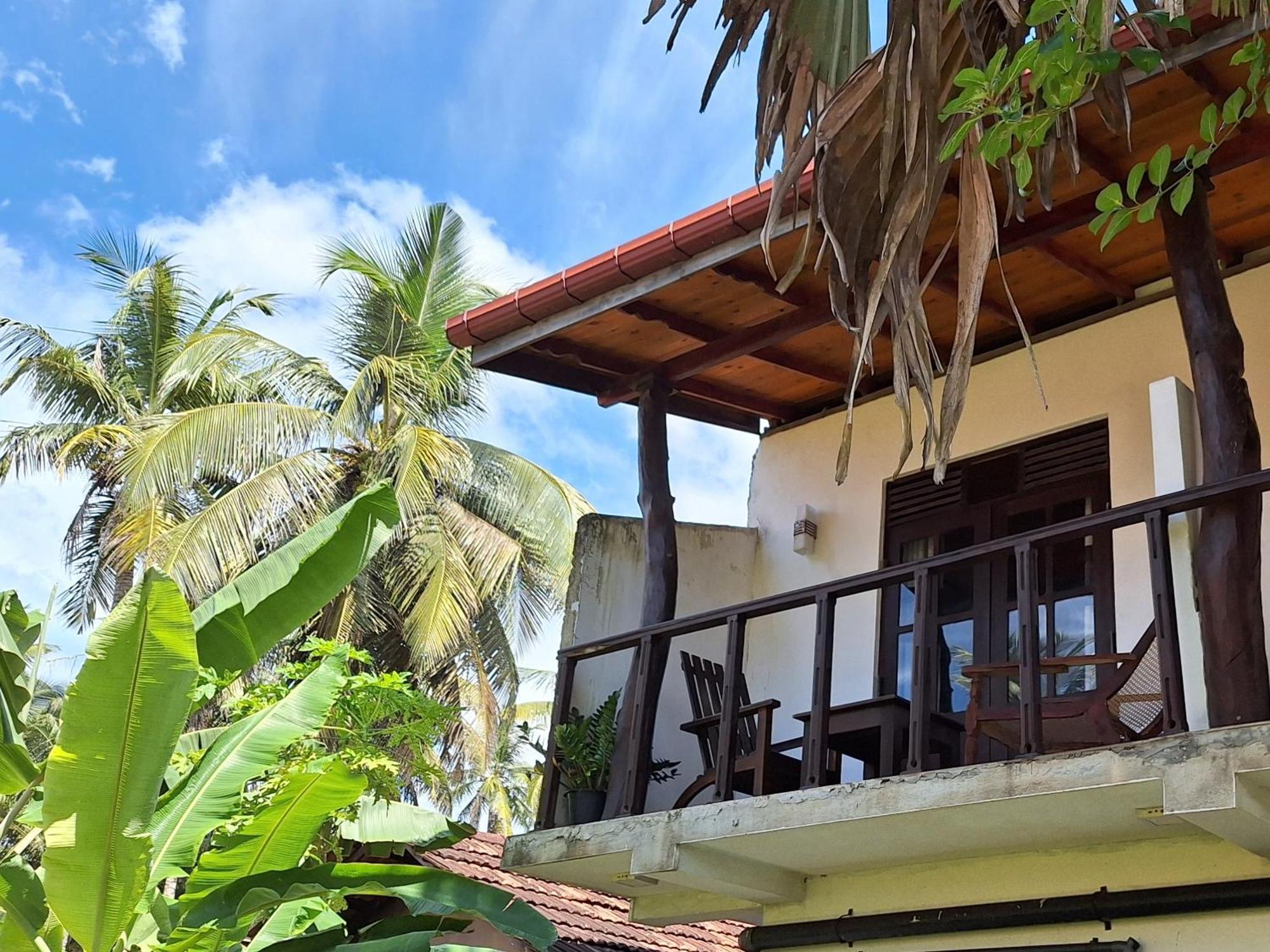 Bandulas Beach House Hikkaduwa Dış mekan fotoğraf