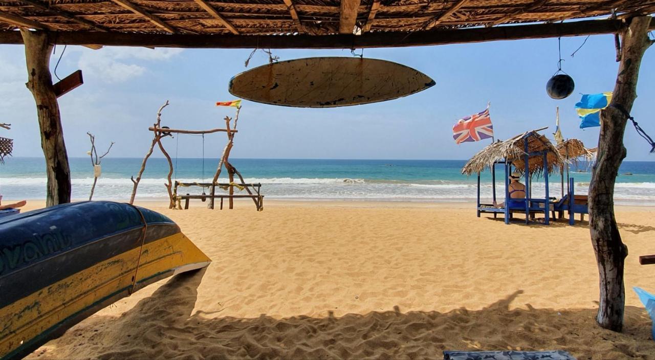Bandulas Beach House Hikkaduwa Dış mekan fotoğraf